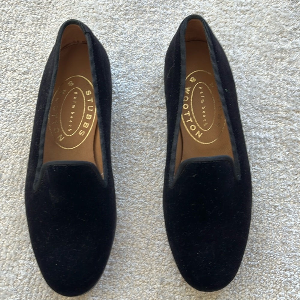 Stubbs & Wooten Palm Beach Black Velvet Flats.  Like new.  Size 5.5